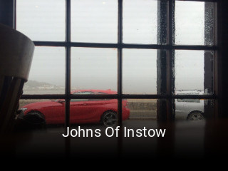 Johns Of Instow reserve table